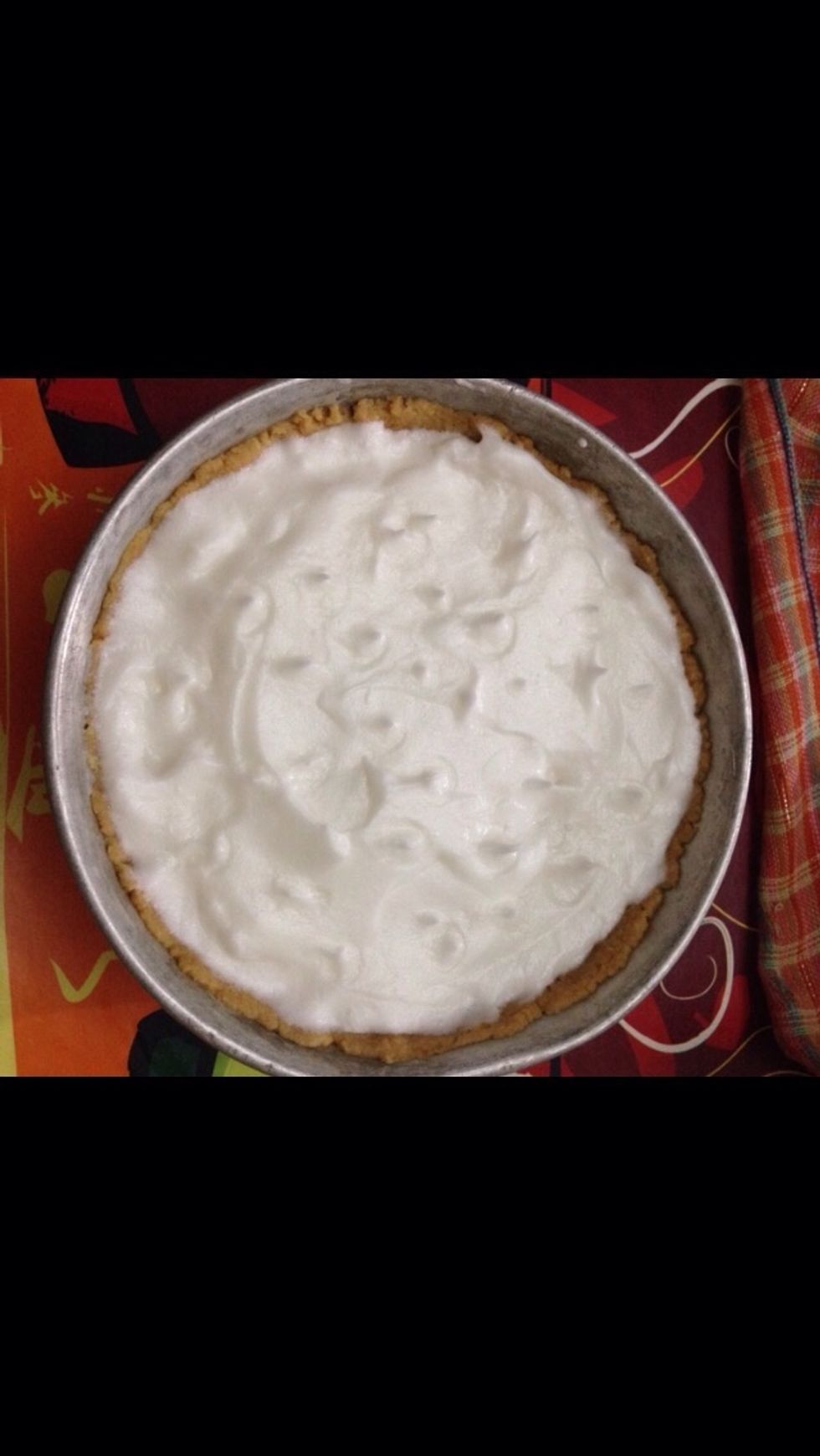 Spread the meringue i use a little bit