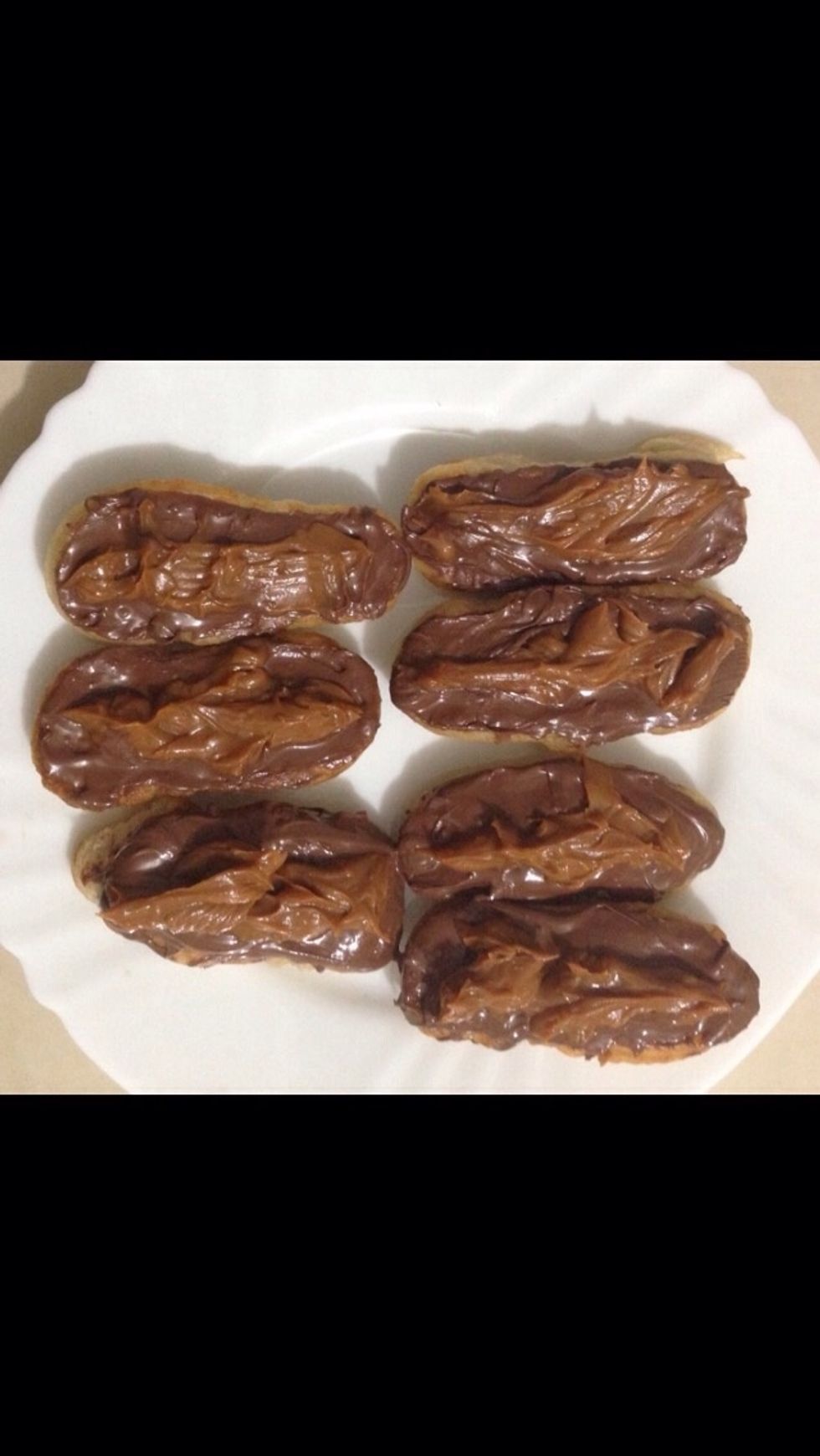 Spread the milk caramel.. Enjoy \ud83d\udc81\ud83c\udffc