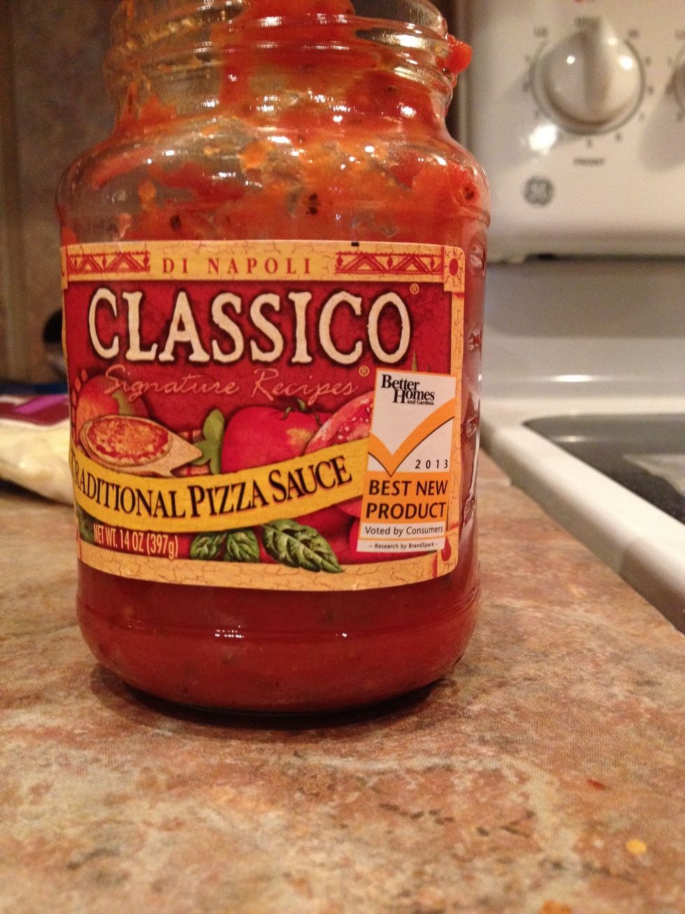 Spread the sauce thoroughly on the flat bread