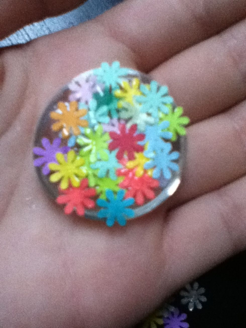 Sprinkle on more flowers. This is what it looks like after the second sprinkling.
