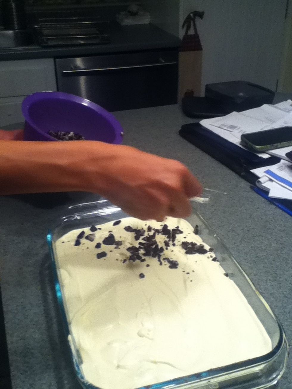 Sprinkle other half of oreos and put on top