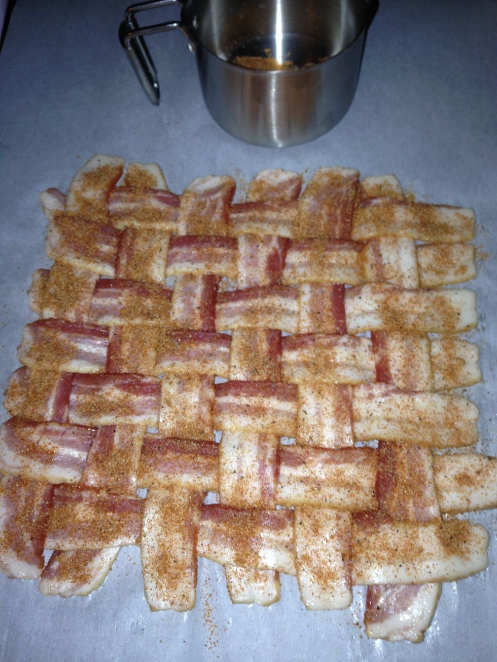 Sprinkle rub over the bacon weave.