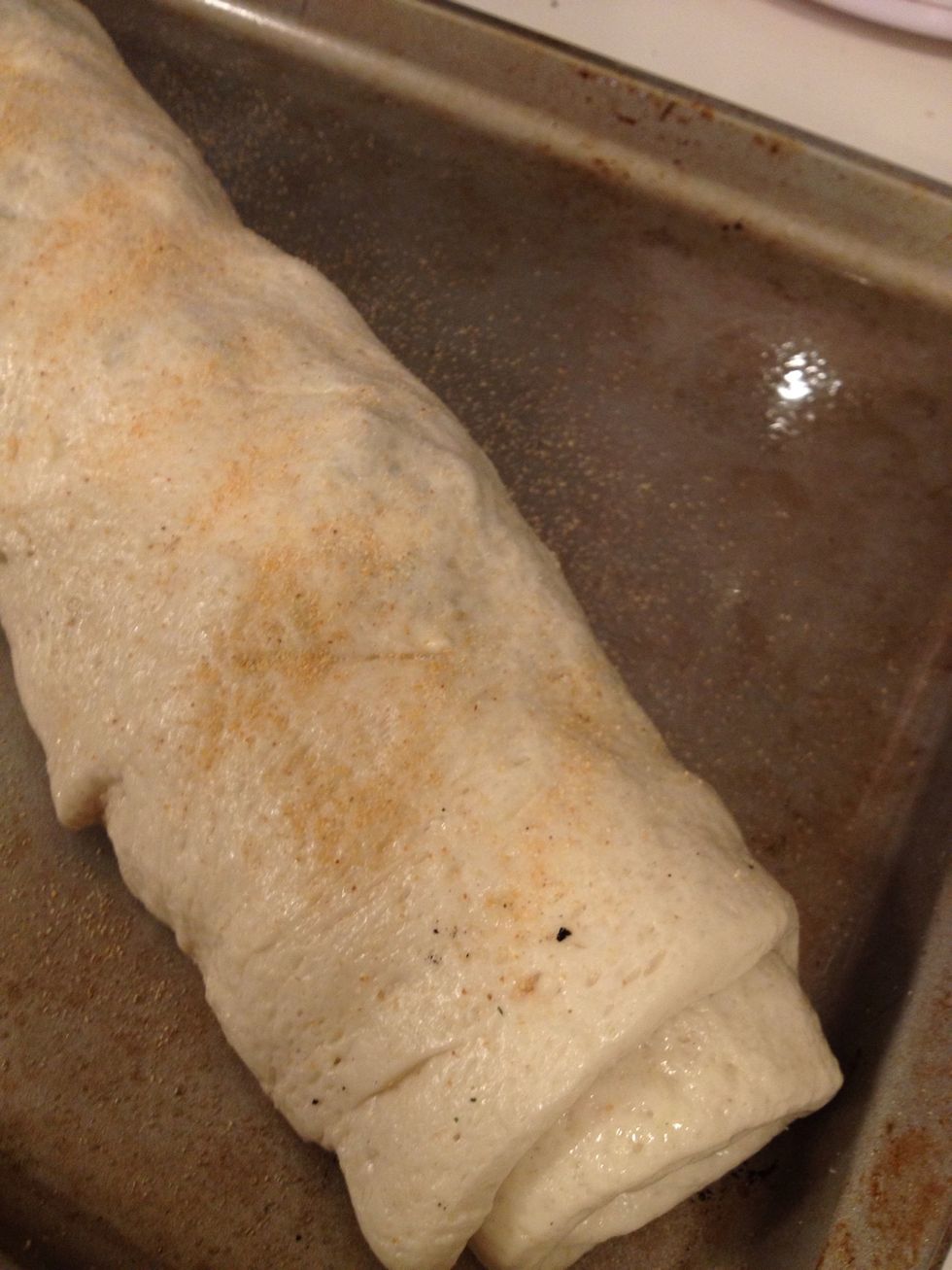 Sprinkle some garlic powder on top if desired. Bake at 275 for 25-30 minutes or until brown.