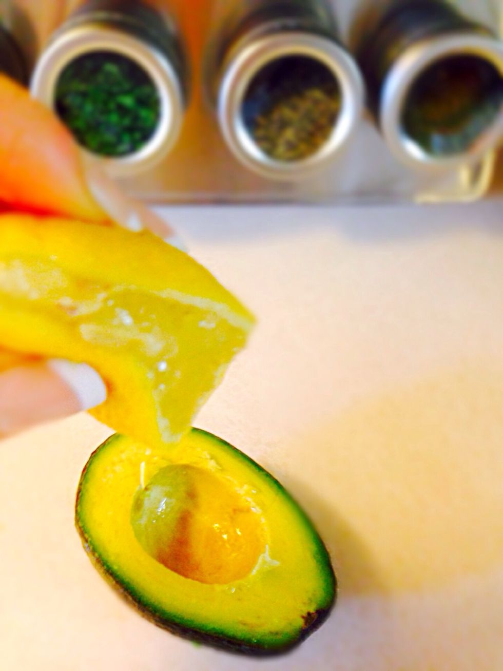 Sprinkle some lemon to prevent color changing