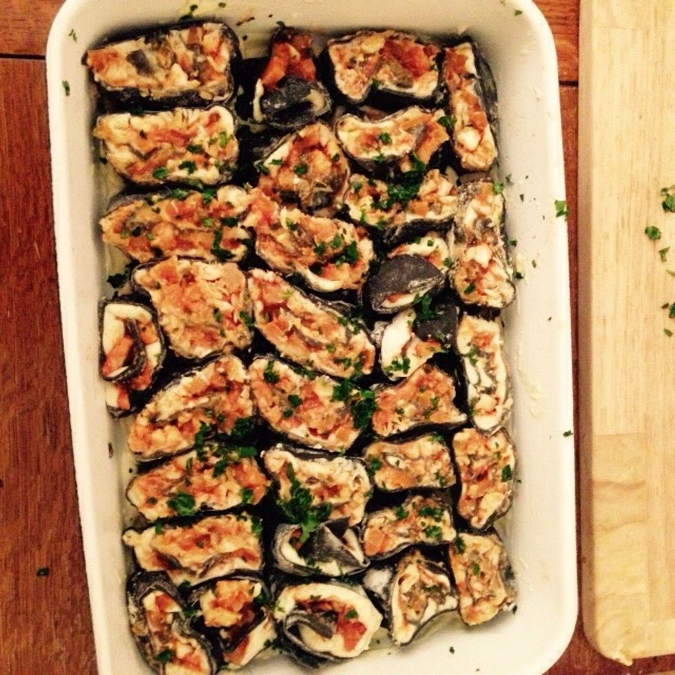 Sprinkle some more parsley on top