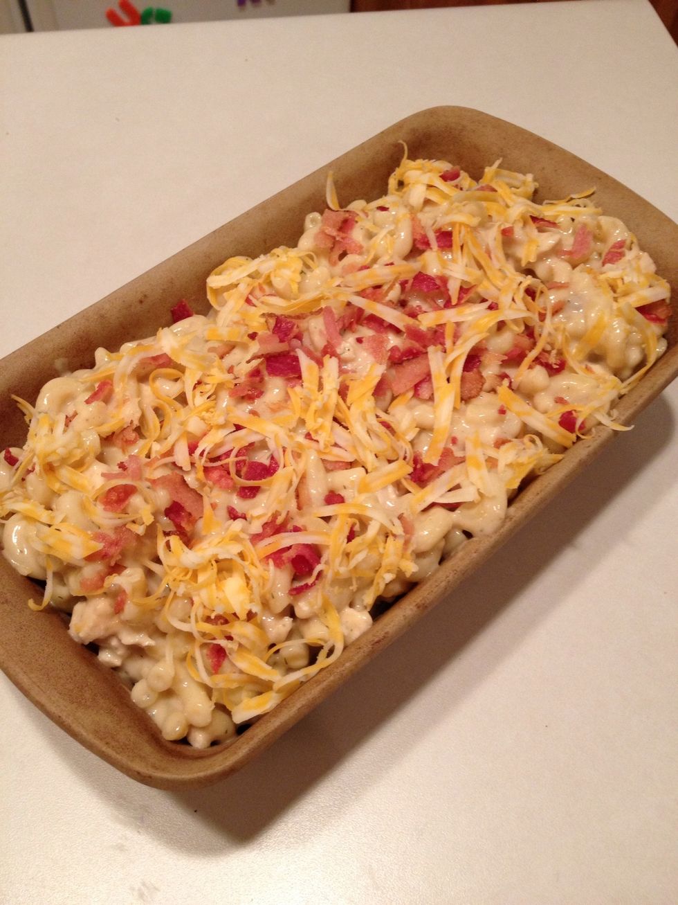 Sprinkle top with chopped bacon and cheese you set aside earlier.