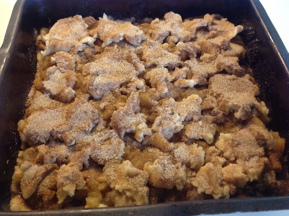 Sprinkle with remaining cinnamon sugar mixture.