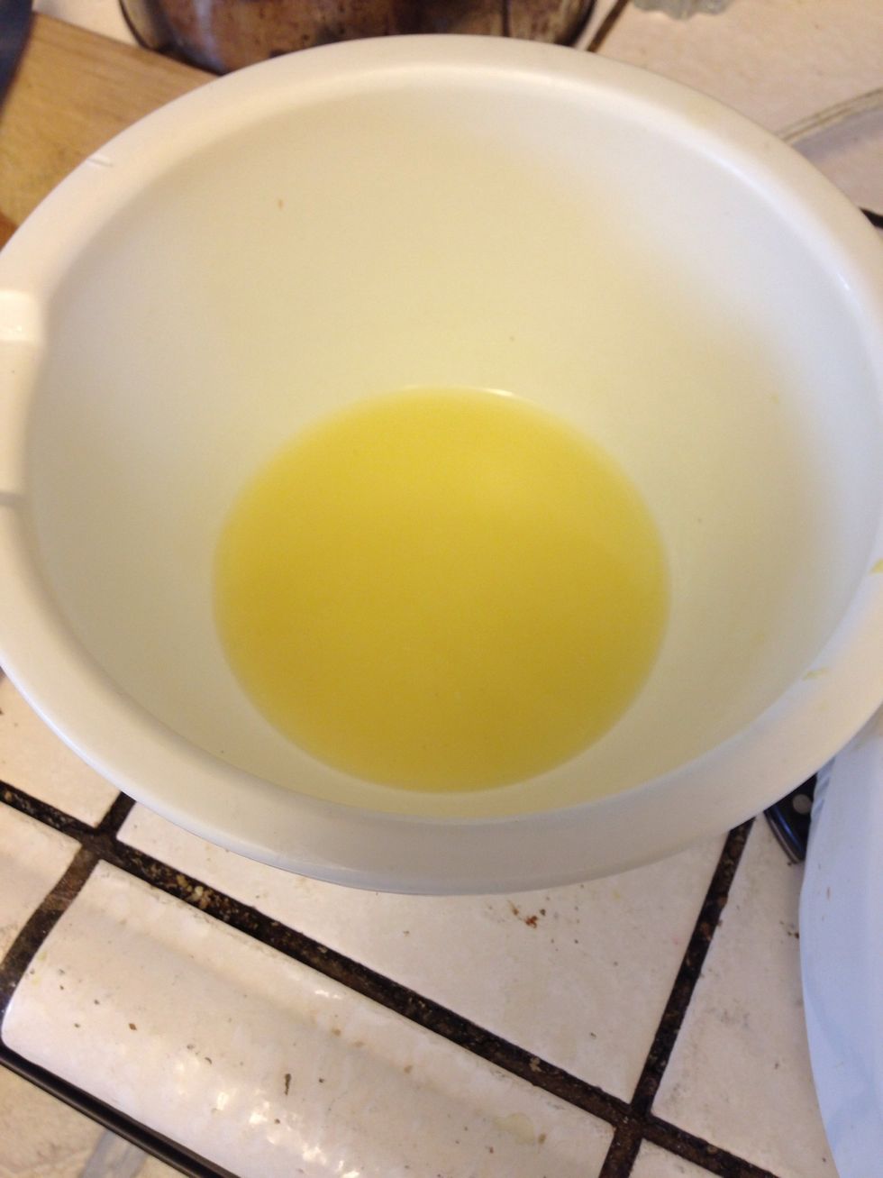 Squeeze 4 lemons, make sure to drain so no seeds or plump is left in juice