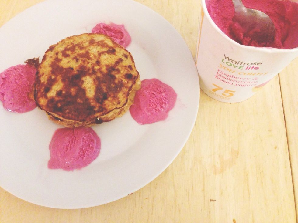 Stack on a plate and serve with fruit or frozen yoghurt. I used Waitrose love life (low calorie) frozen yoghurt with raspberry and blackcurrant. Enjoy\ud83d\ude0b