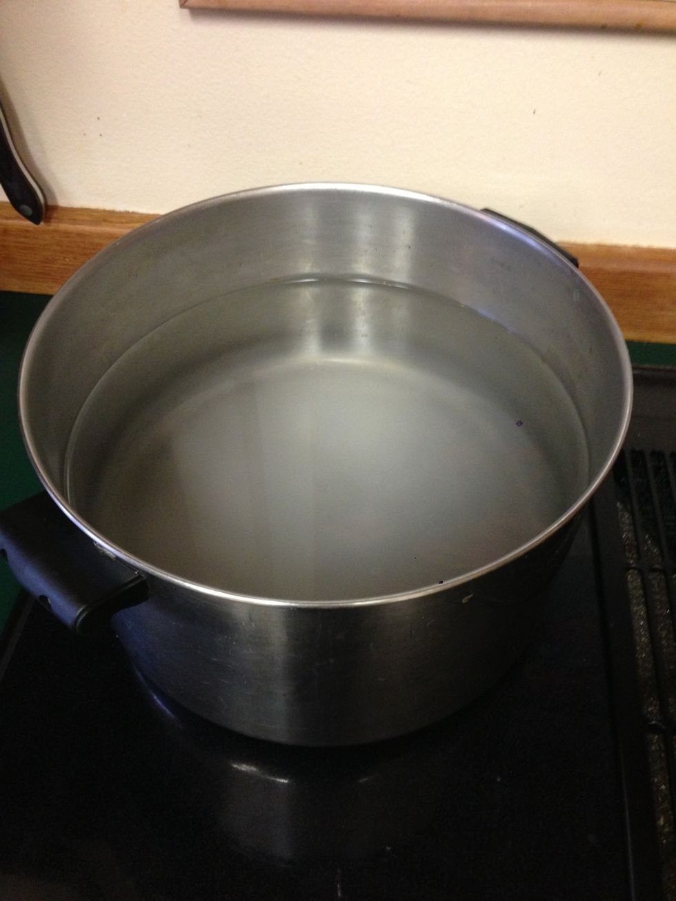 Start a boiled pot of water, heavily salted (as salty as seawater)
