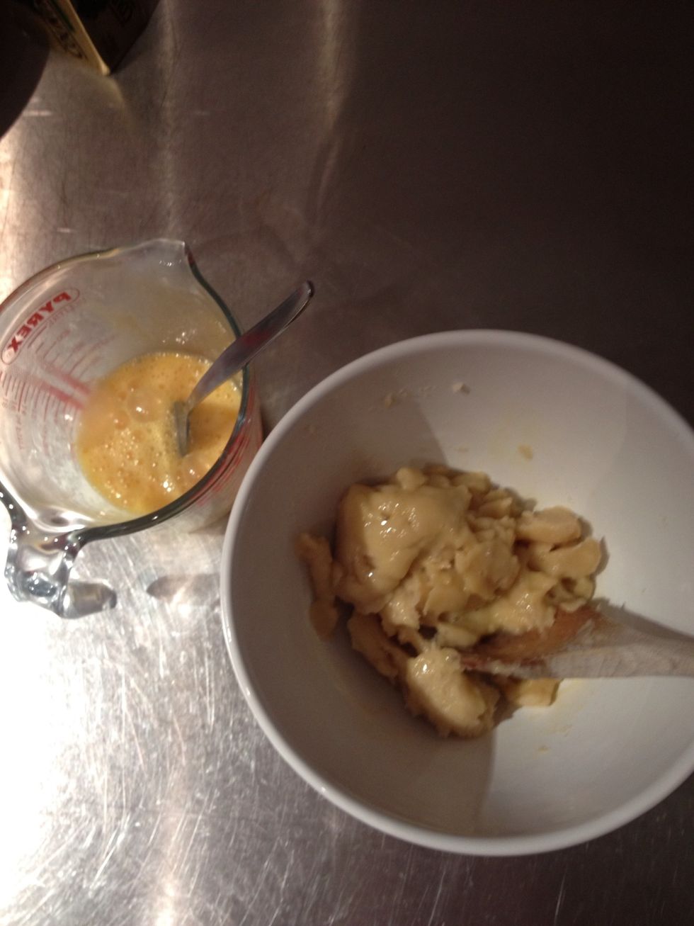 Start adding the eggs to the dough 1/6th at the time, mixing in well.