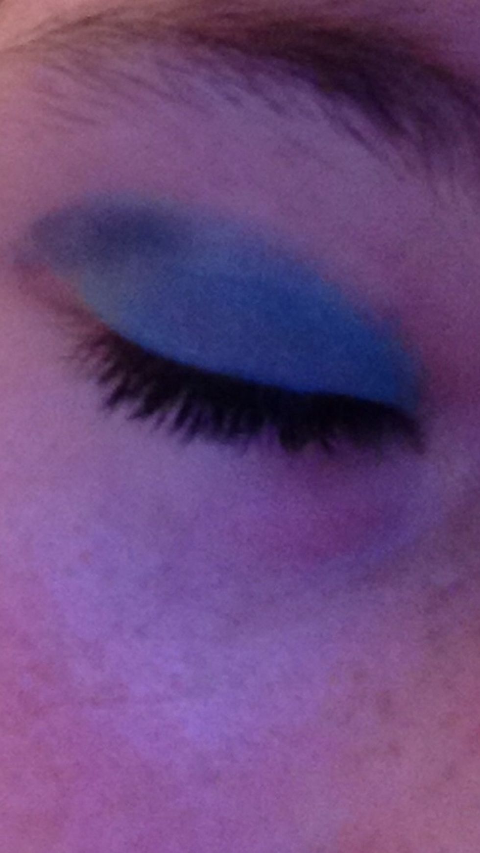 Start blending the darkest shade into the crease