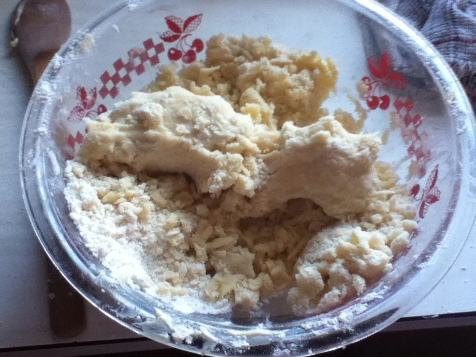 Start by making the cookies, I'm using shortbread for mine, but sugar cookies work great too! :)