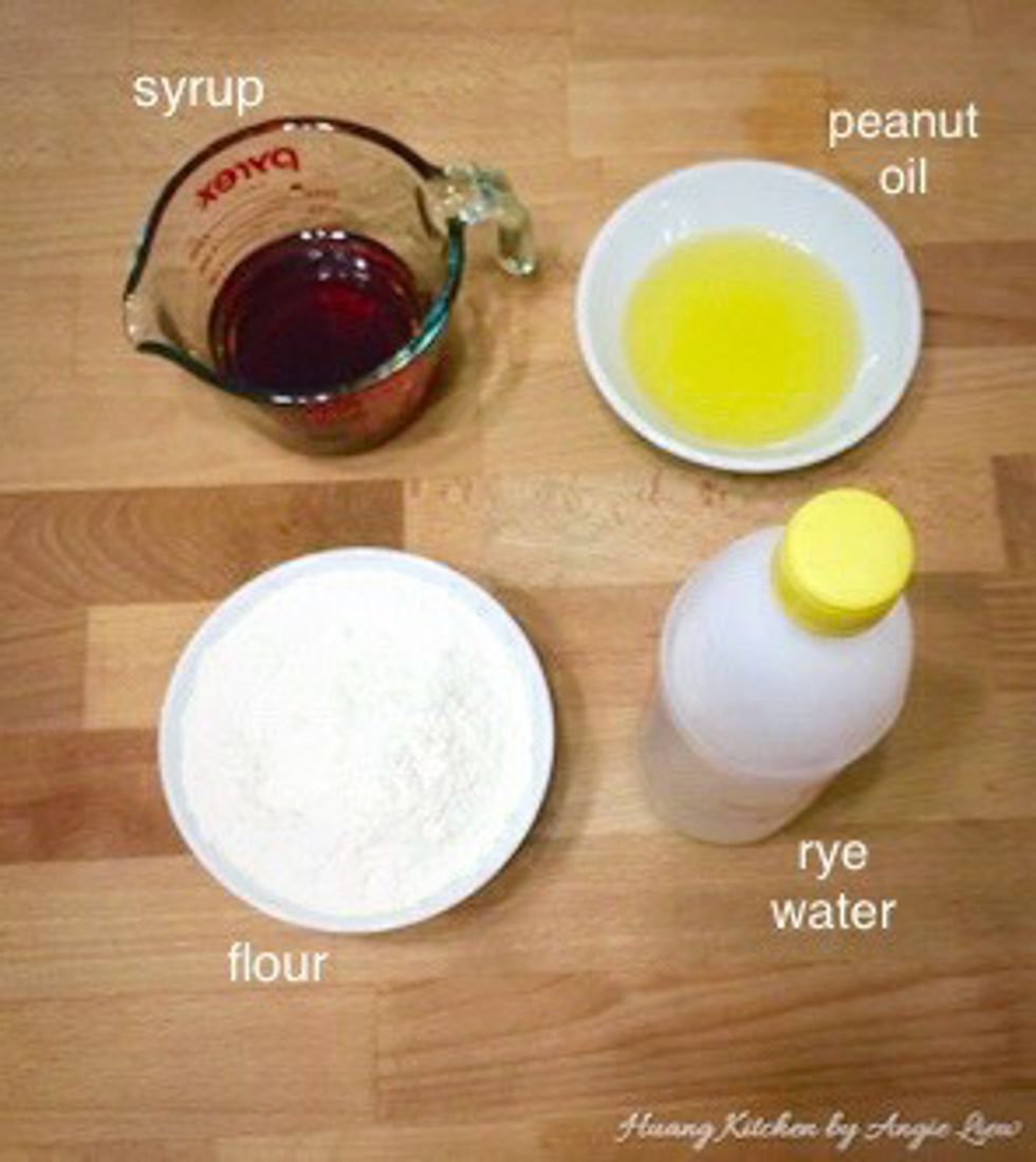 Start by making the mooncake skin. Prepare all ingredients needed to make the pastry.
