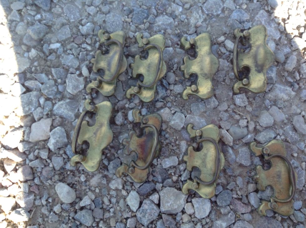 How to make an old dresser look like new! B+C Guides