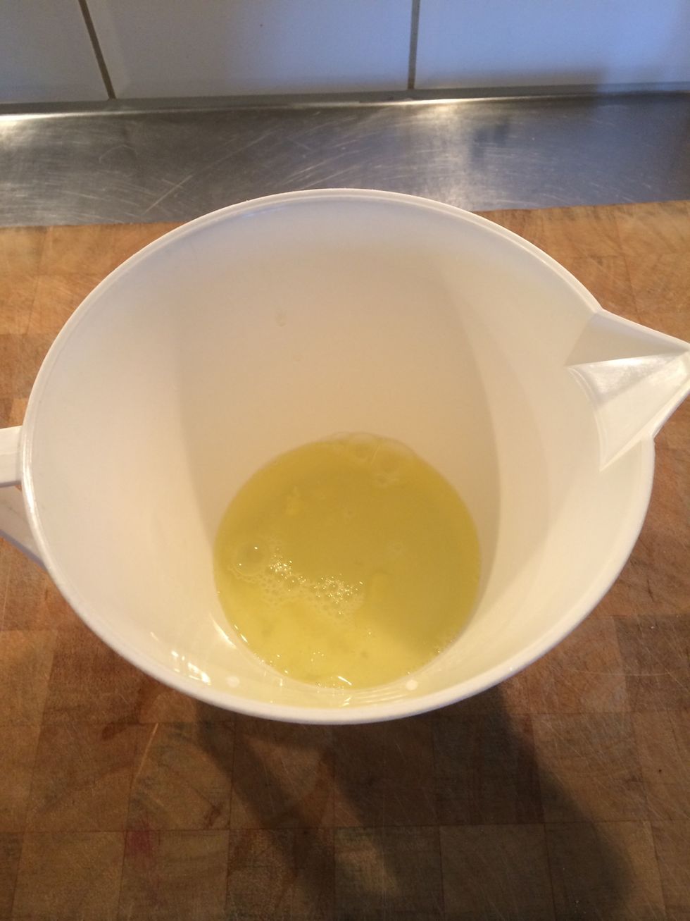 Start by taking three egg whites in a bowl.