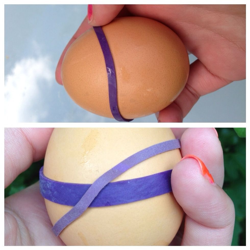 Start by wrapping tight rubber bands carefully around the egg, make sure you don't crack the egg!