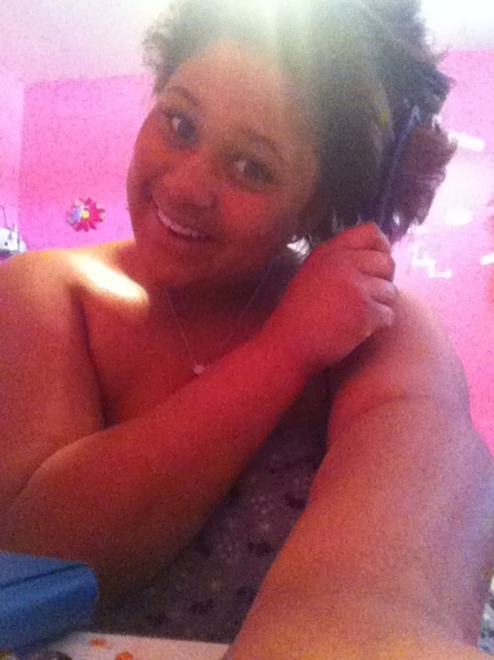 Start combing out your hair !