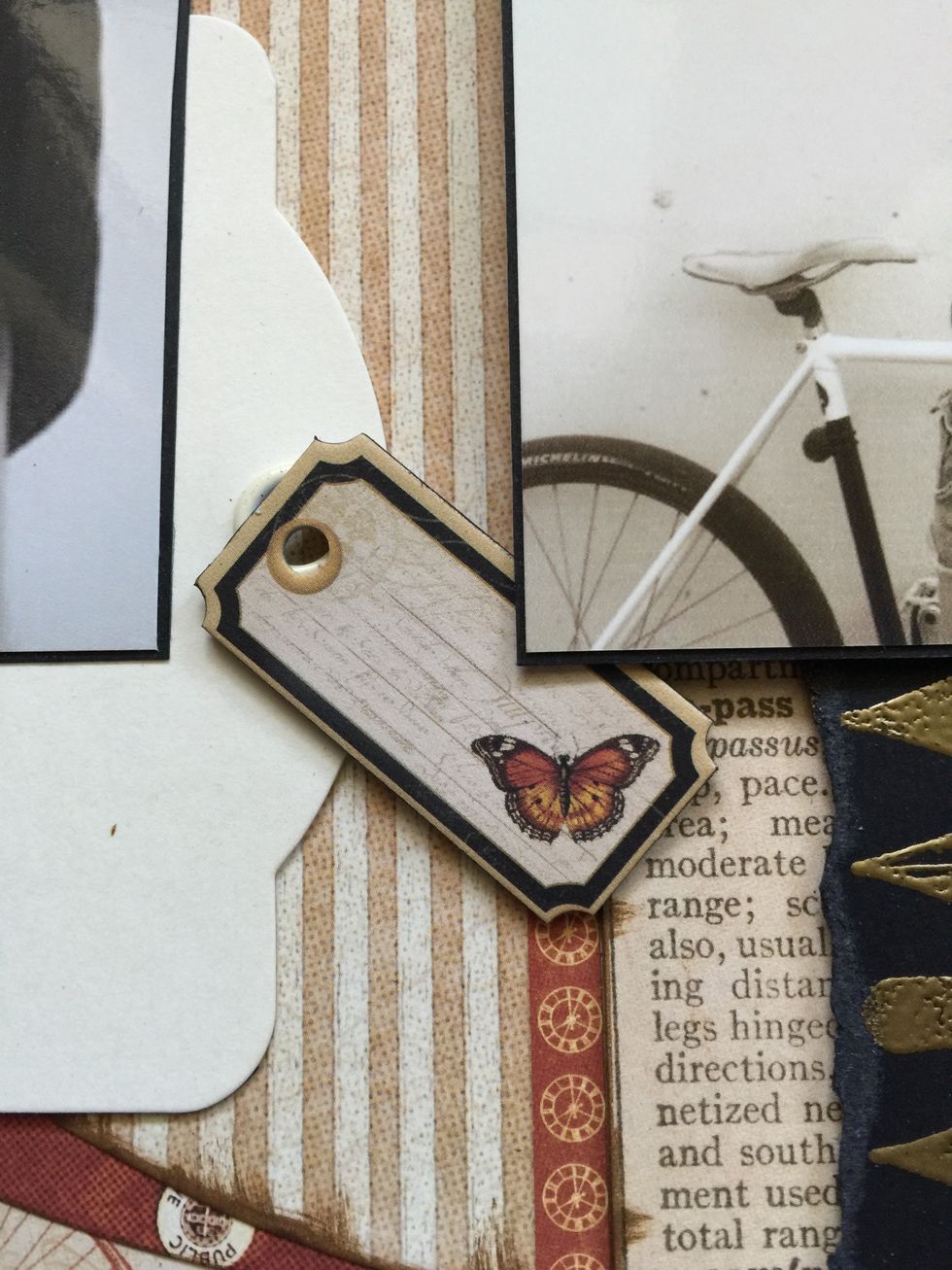 Start decoration with this chipboard.
