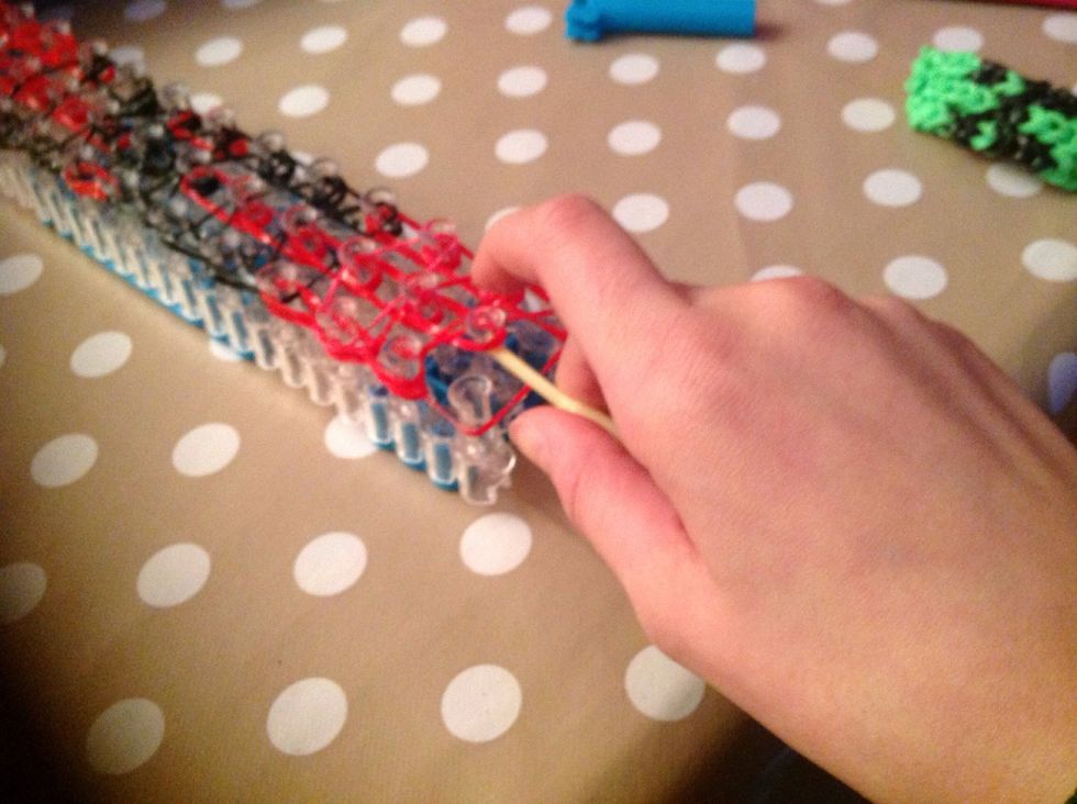 Start from the first end and hook it to the next one.
