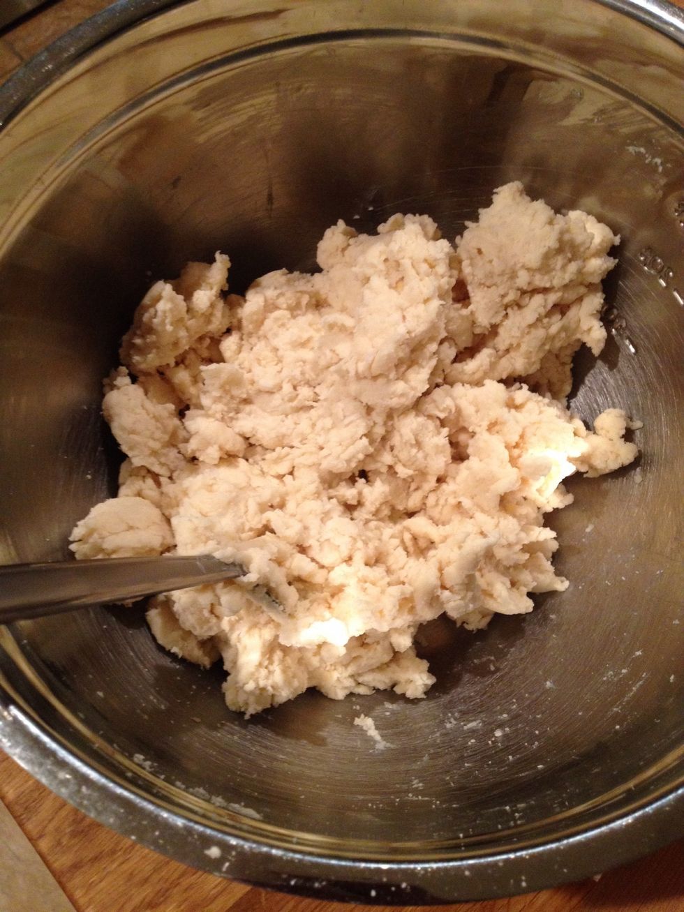 Start making your crust while the peaches simmer