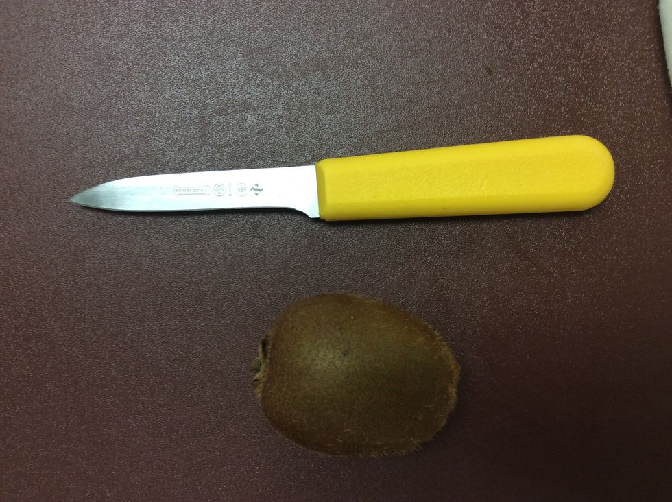 Start off with your kiwi (rinsed) and a knife.