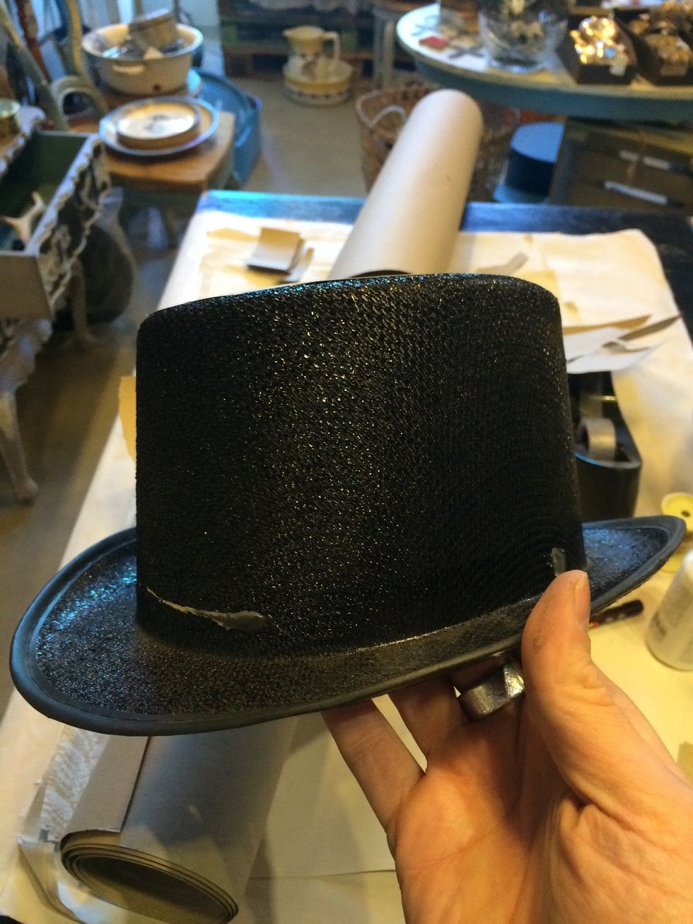 Start out with a hat shape you like.