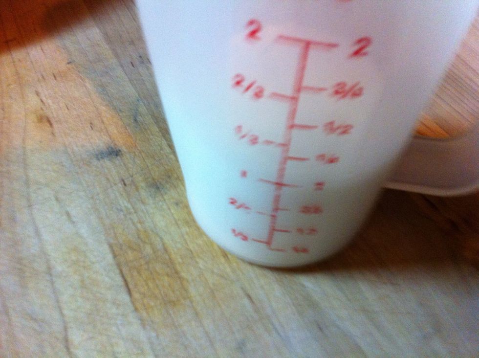 Start out with sugar. The amount depends on how sweet you like it. Start out with 1 cup to a gallon and go from there. I like 2 cups to a gallon because I like my lemonade to be sweet. \ud83c\udf6d
