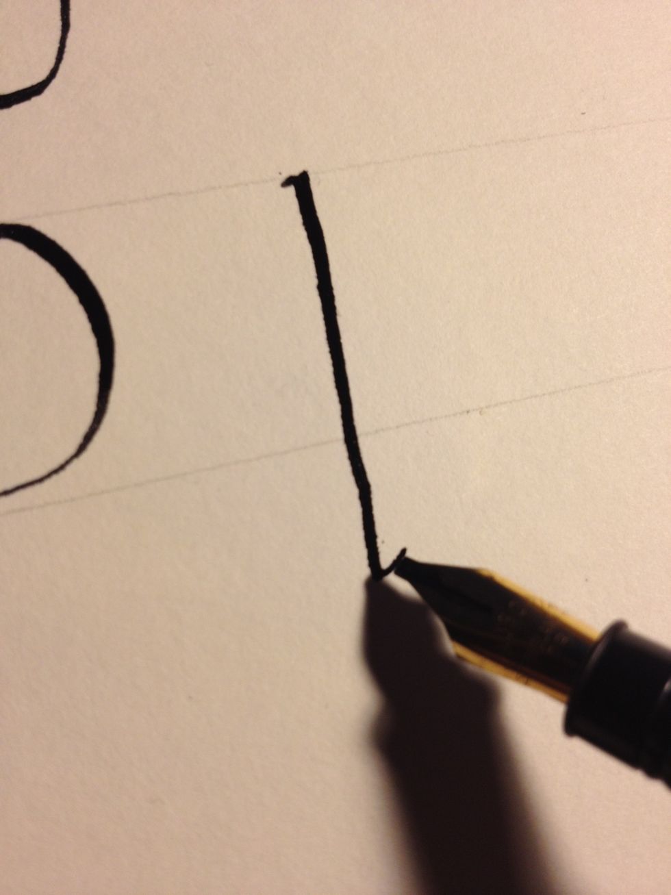 Start "q" the same way you started "p", but do not make the usual tic at the top of the trunk.