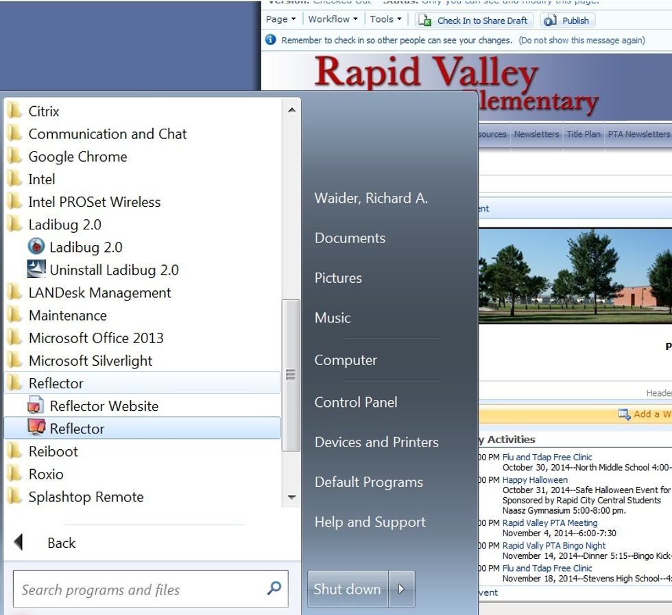 Start Reflector on your computer first so that your iPad has time to search AirPlay devices on your network.