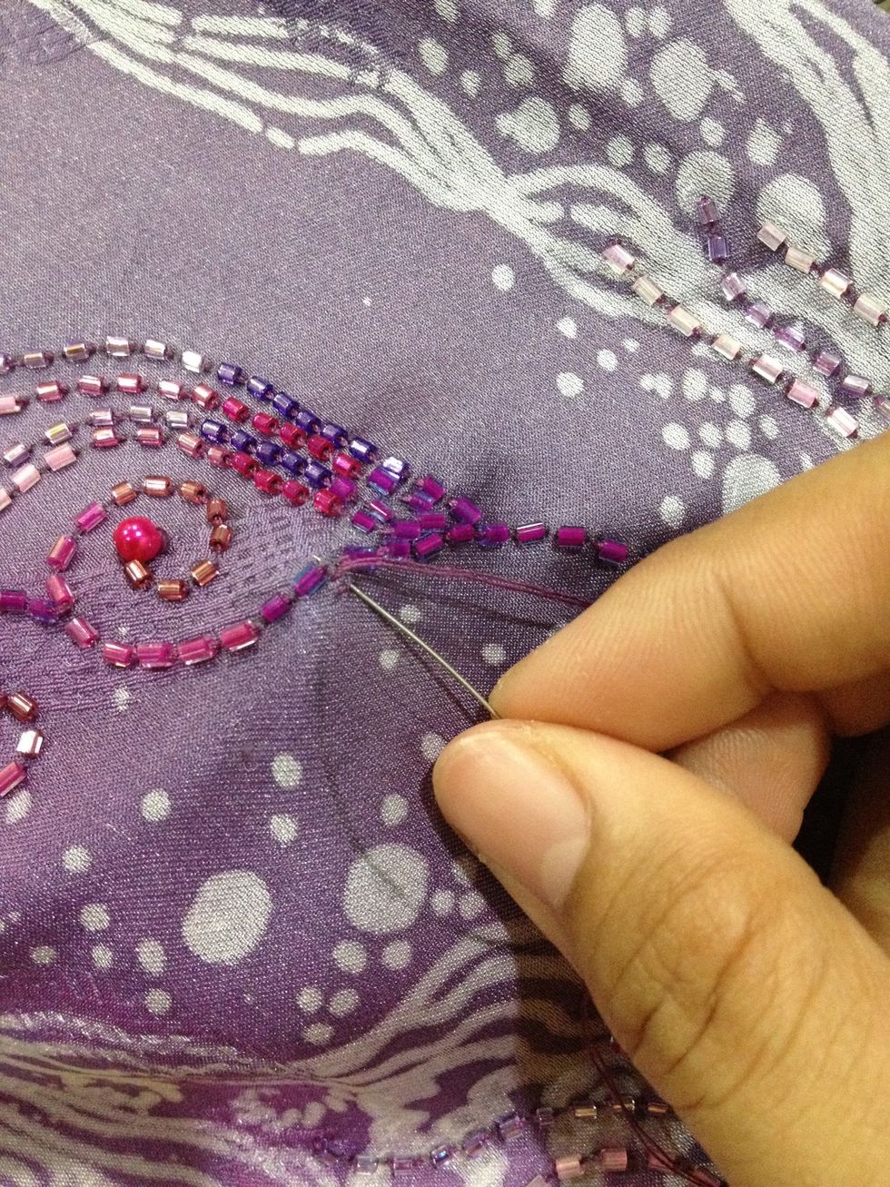 Start sewing the first knot