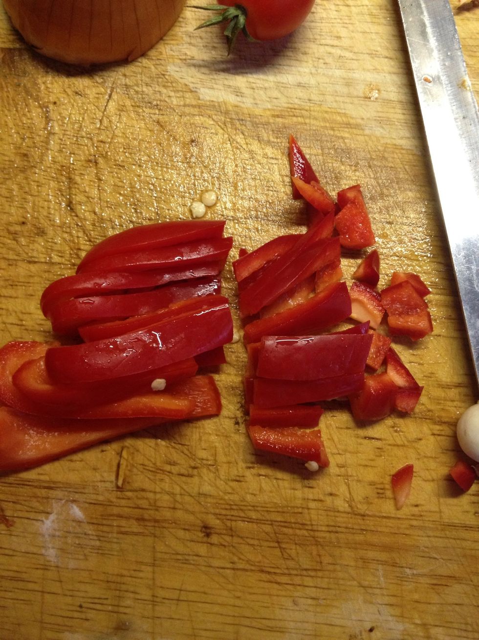Start to cut the sweet pepper for a big size or how u like
