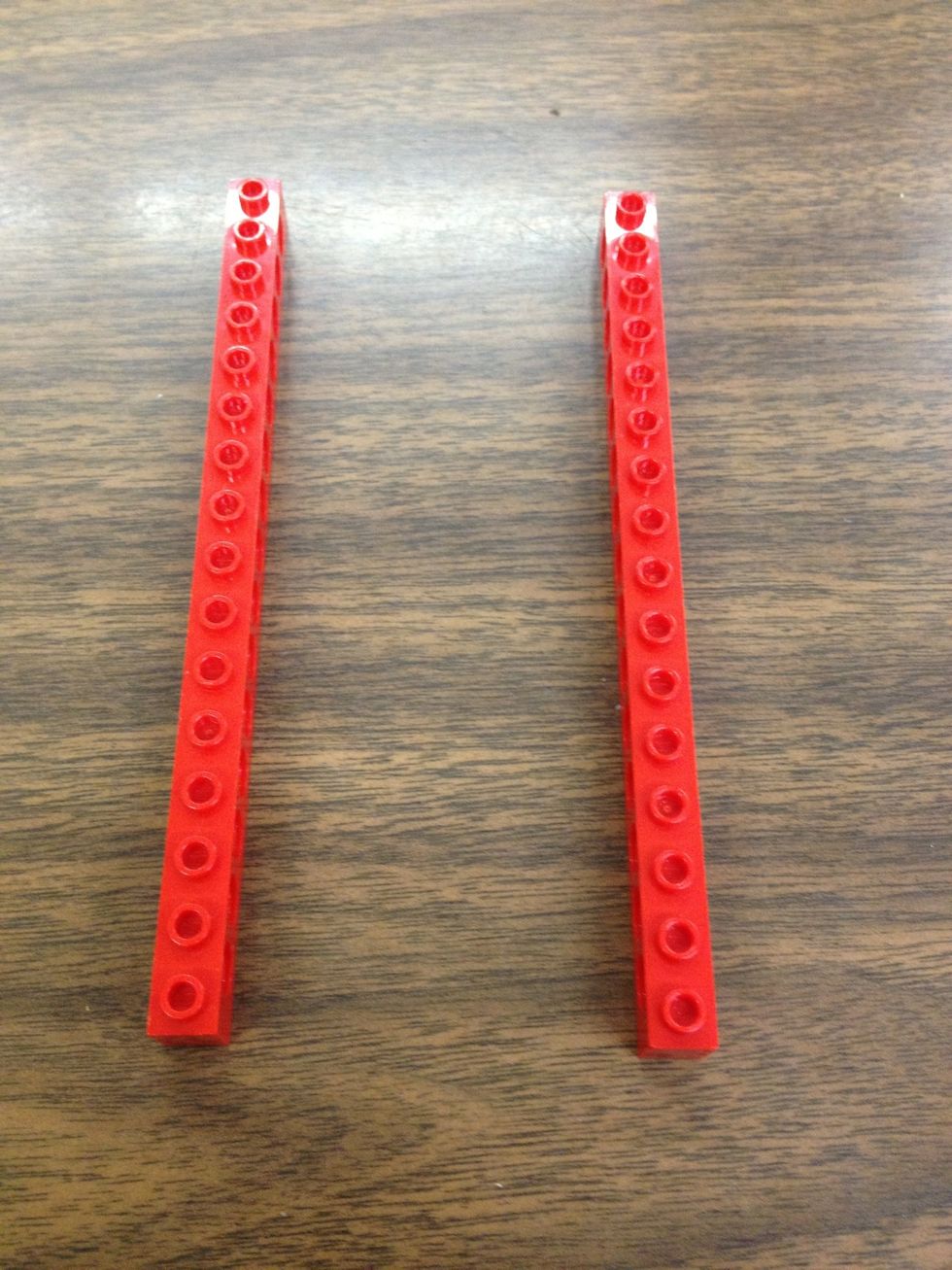 Start with 2 fifteen hole beams parallel to each other.