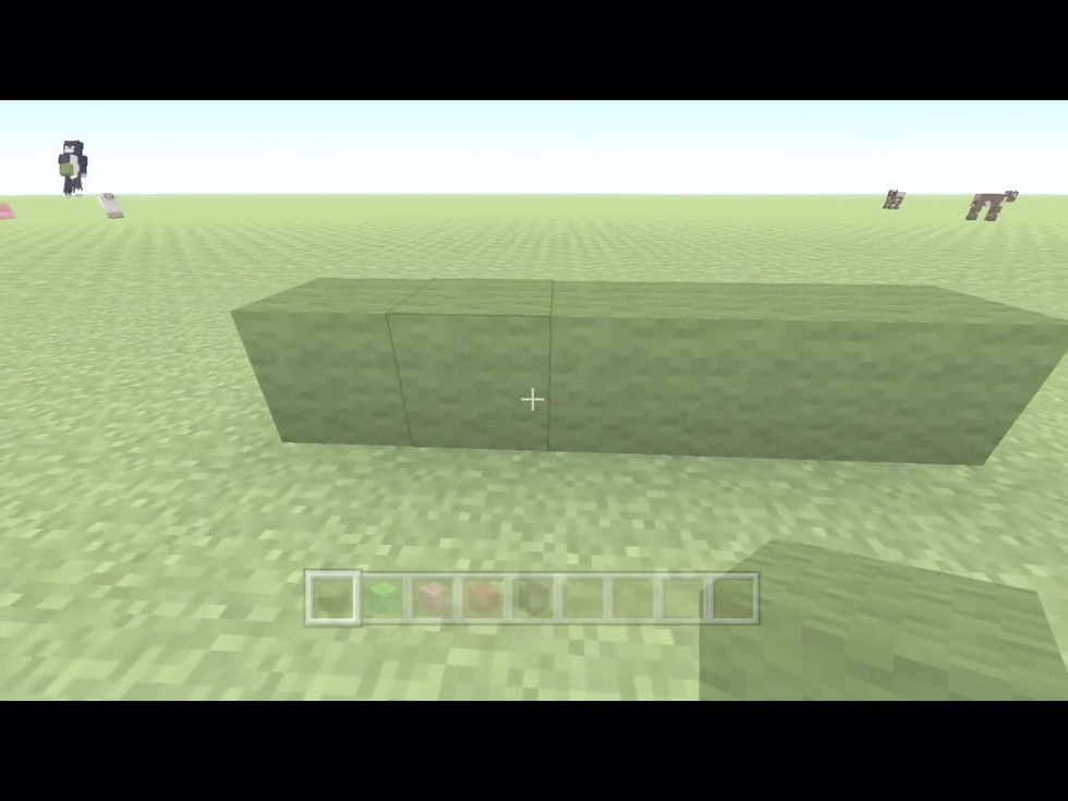 Start with 5 green wool in a row