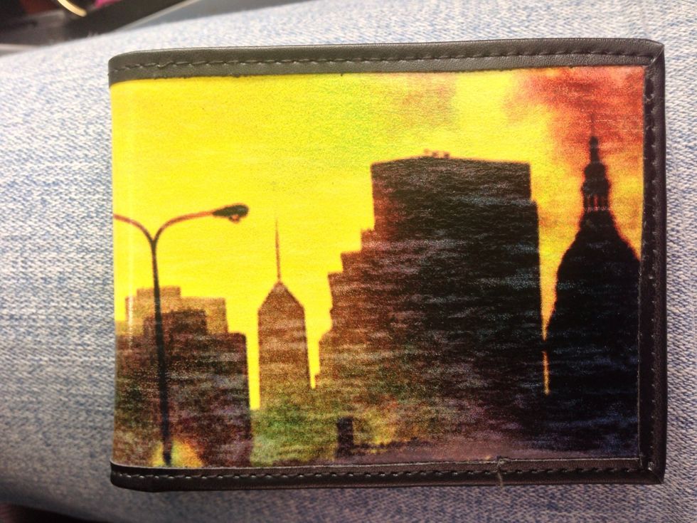 Start with a basic bi-fold wallet.