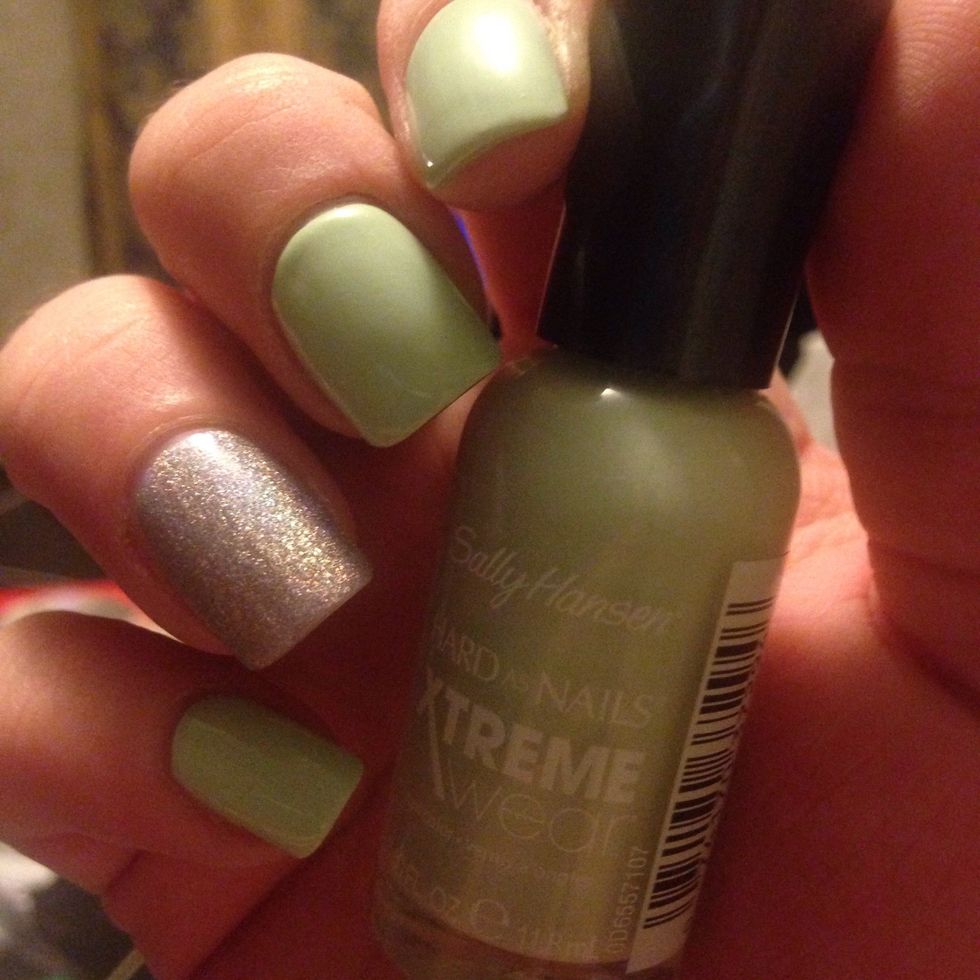 Start with a light green polish. I did an accent nail.