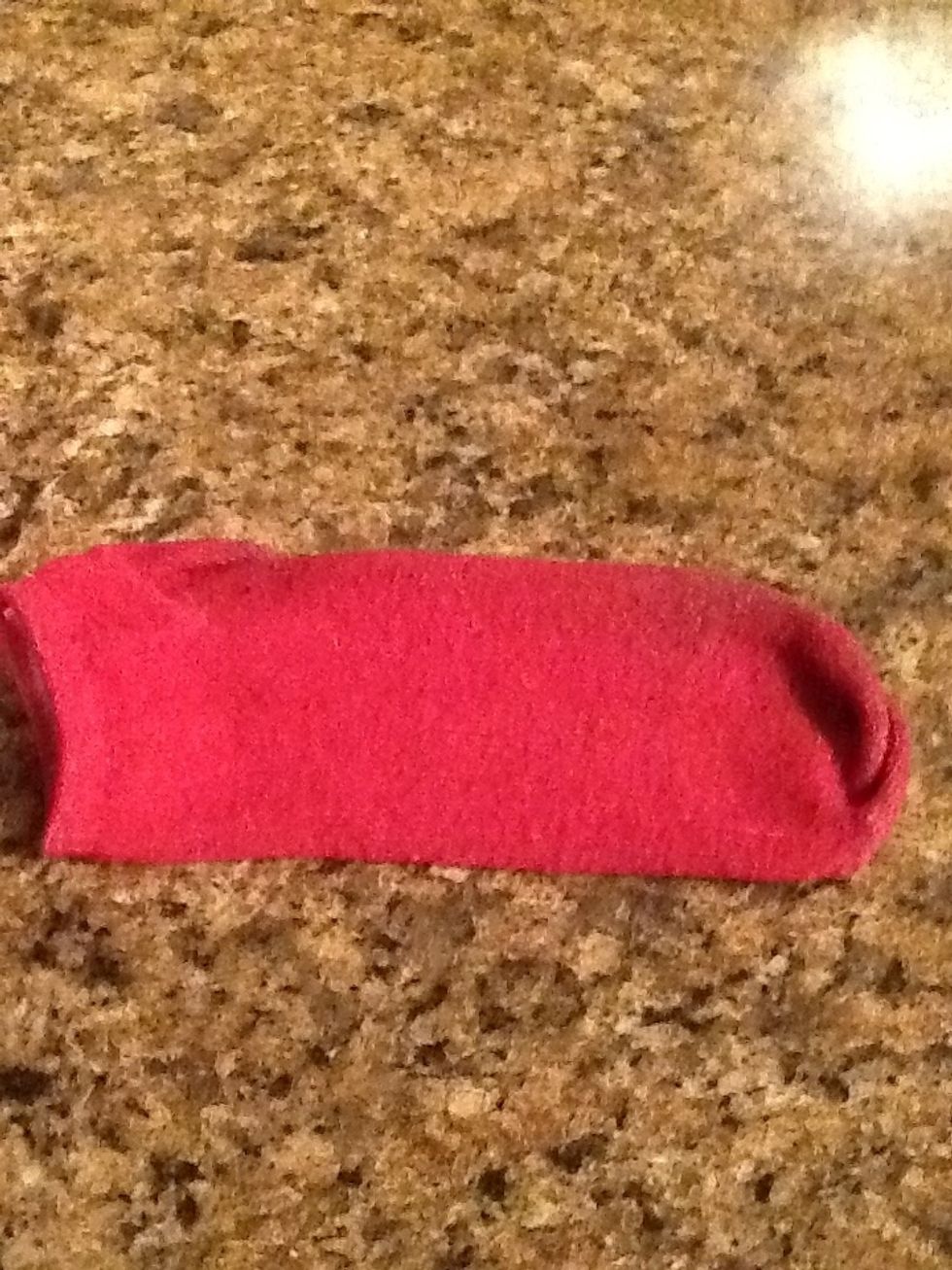 Start with a normal ankle sock for a smaller to medium sized bow but if u want a bigger bow use a longer sock.