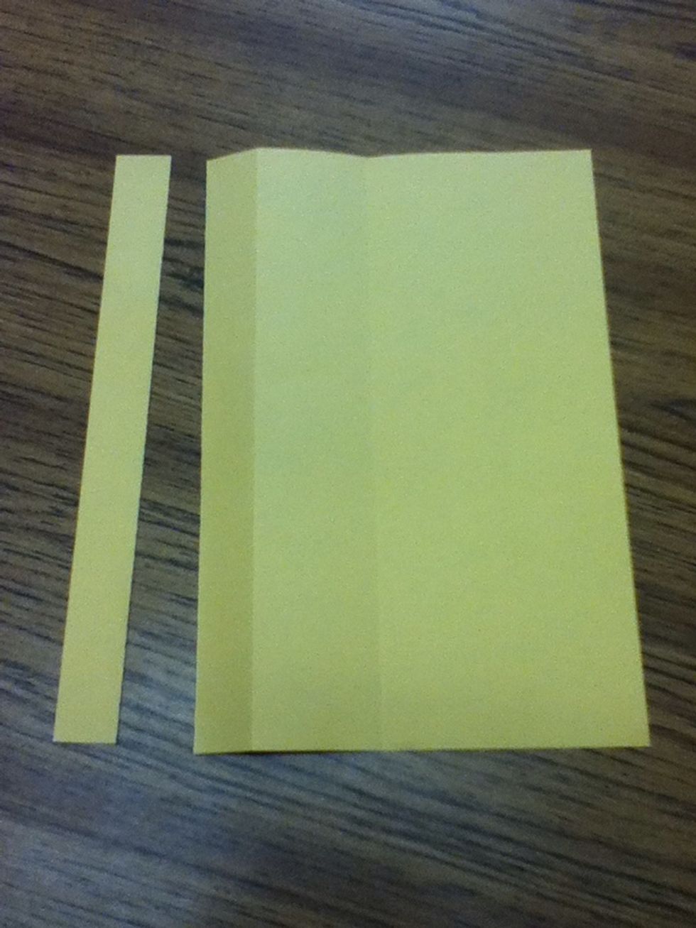 Start with a paper strip that is 1/8 of the width of the sheet