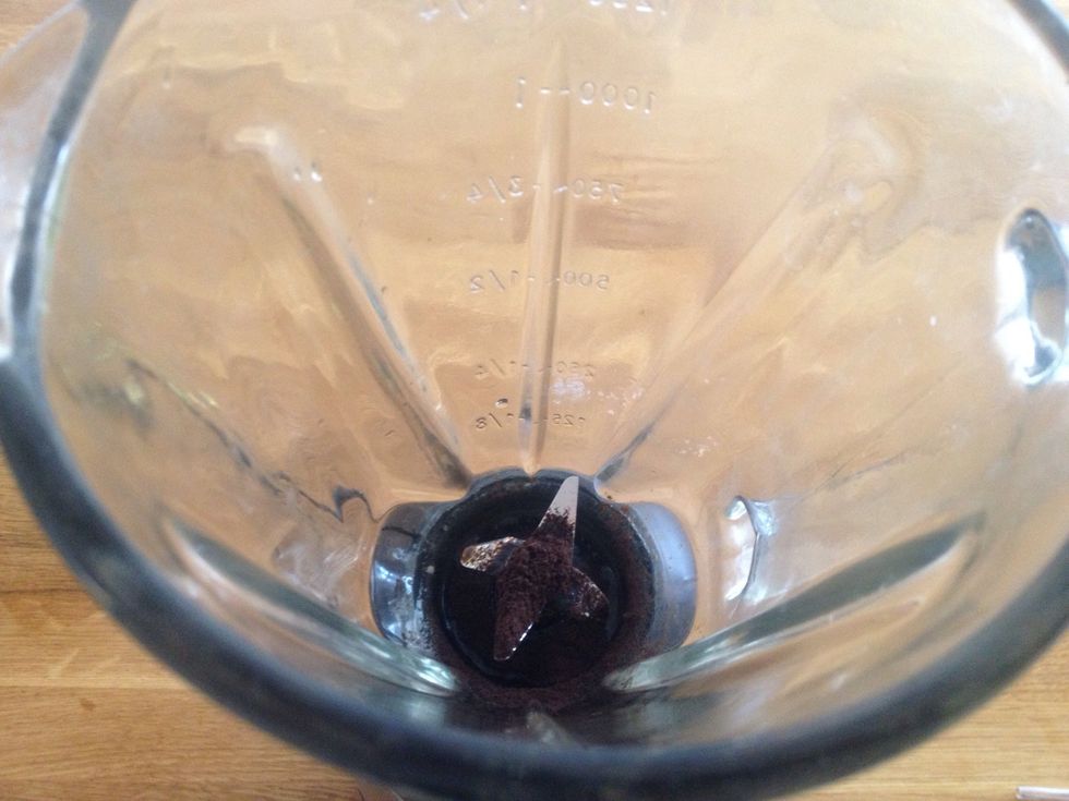 Start with a shot of espresso. I used Starbucks Via (decaf)