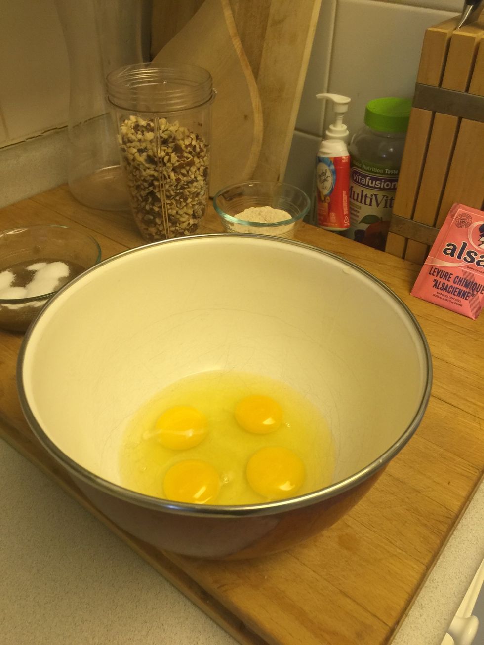 Start with the 4 eggs