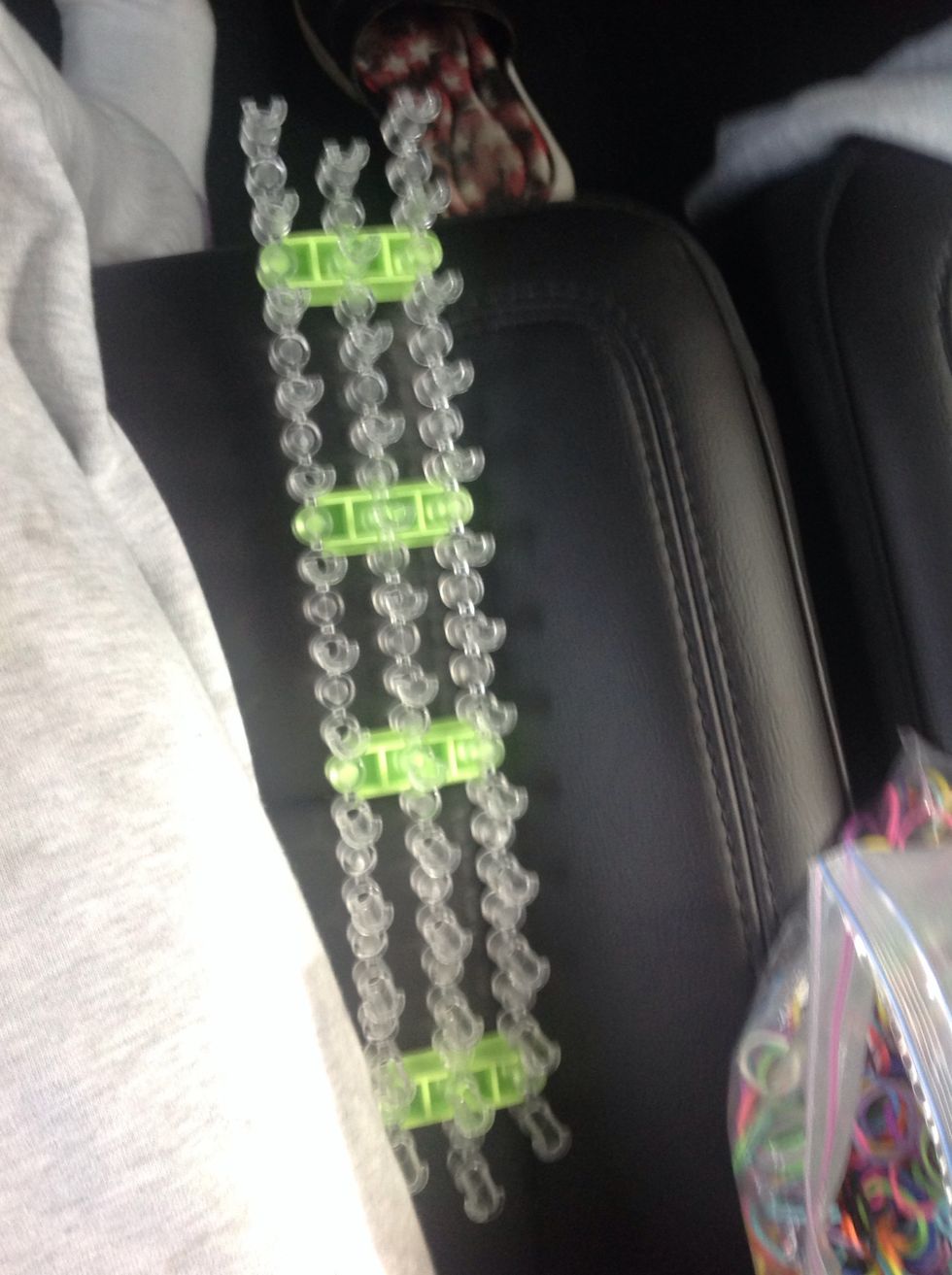 Start with the gap in ur loom at the top * yes I am in the car\ud83d\ude0a*
