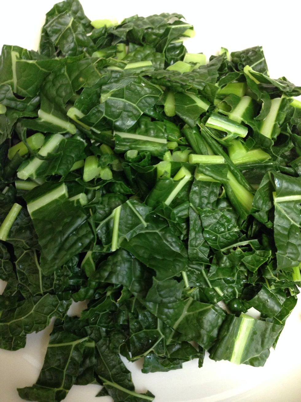 Steaming kale for 5 mins is the best and healthiest way to eat it, since cell wall is broken down a bit