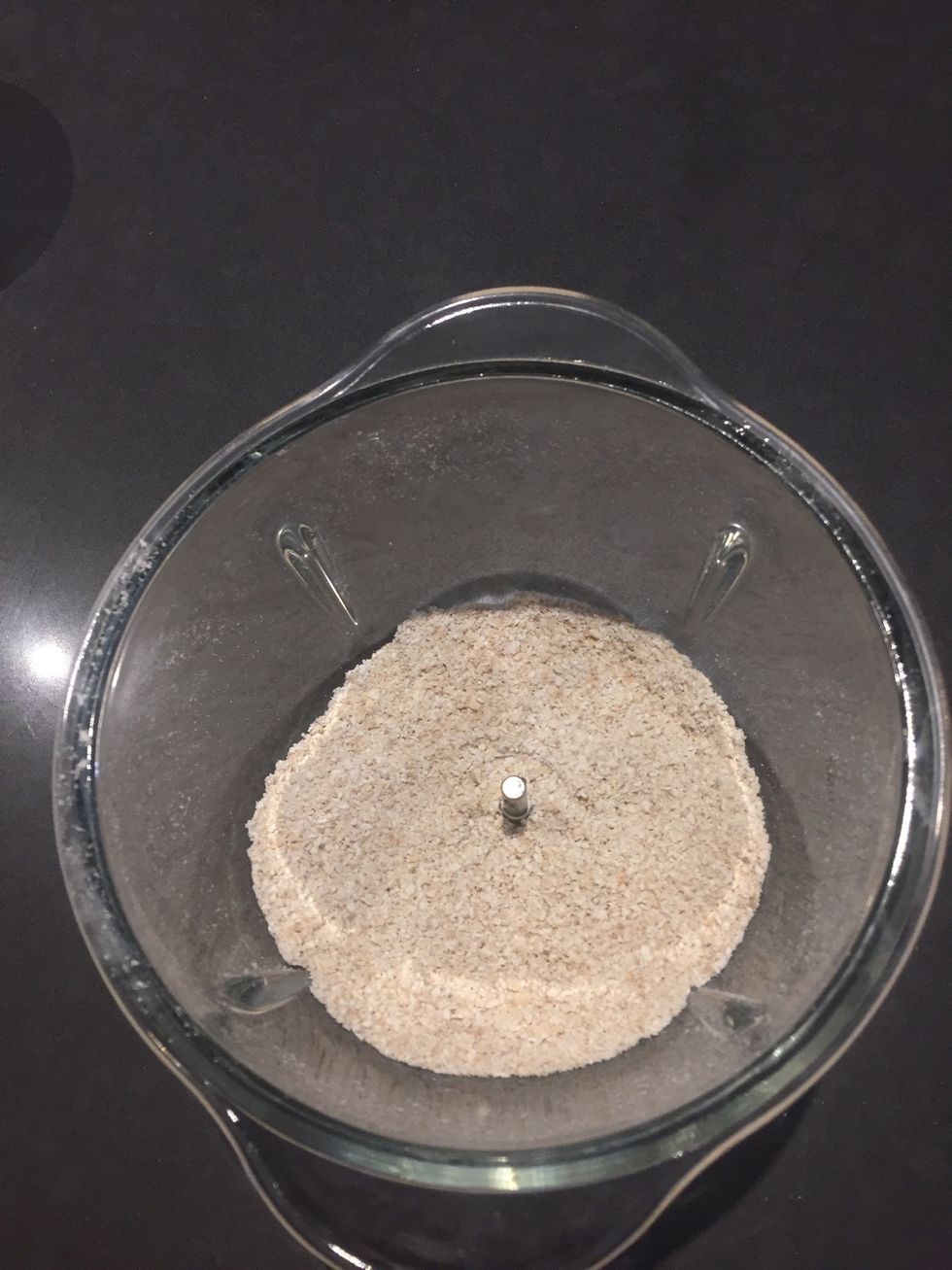 Step 1 Crep\u00e8 mixture: Place the oats in a food processor