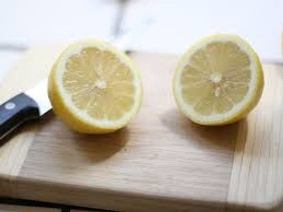 Step 1: Wash and cut a lemon into paper-thin slices and finely chopped, optional.