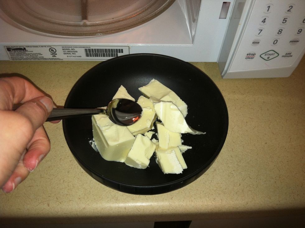 Step 2: Take the bowl out of the microwave and stir the chocolate. Microwave again for 30 seconds and stir - at this point the chocolate should be melted.