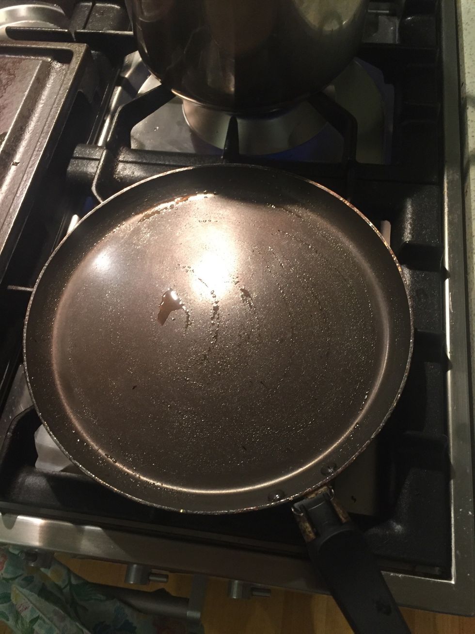 Step 3 cooking crep\u00e8s: Spray oil onto frying pan and heat over medium heat. Remove pan from heat pour 2 tablespoons of Crep\u00e8 batter onto the pan. Swirling to cover base of pan.