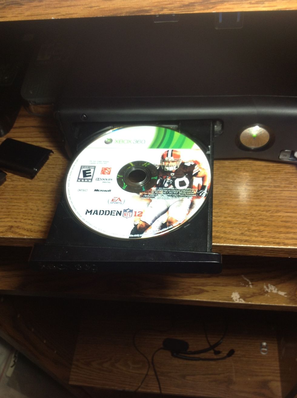 Step 3: Insert game disk.
