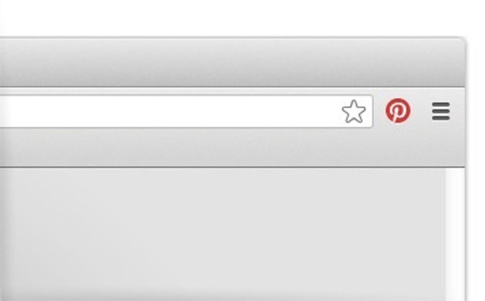 Step 3: The pin it button now places itself in your browsers' bookmarks.