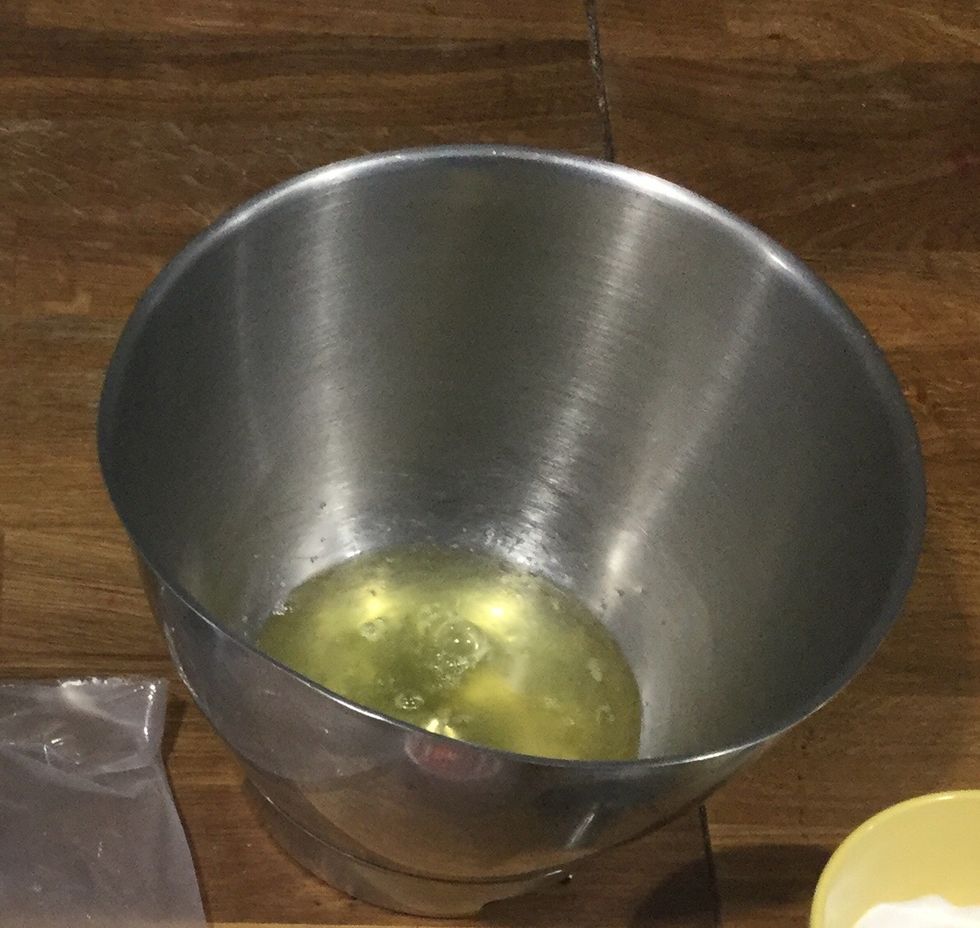Step 5: if you think your bowl may have any grease residue, wipe down the bowl and whisk with vinegar before you begin so the oil doesn't prevent the meringue from whipping up.