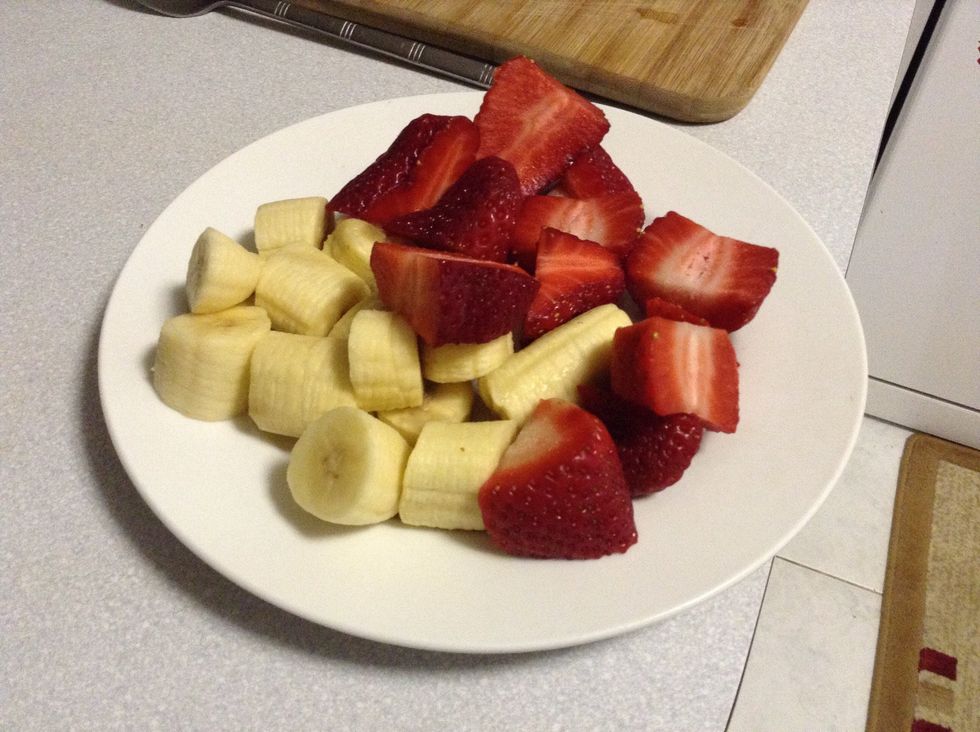 Step 5. Once it has been 2/3 hours take your frozen fruits out of your freezer and let\u00a0 them rest for about 2 mins for them to desolve out of the ice.